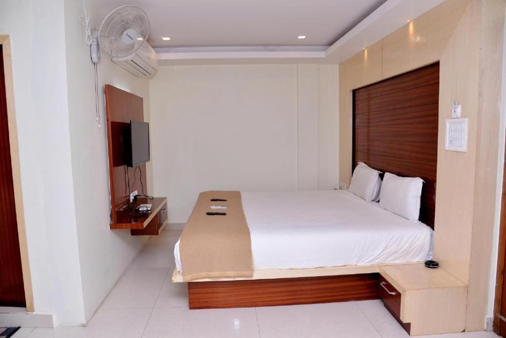 Hotel Milan Manor Port Blair Exterior foto